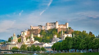 Stadt Salzburg mit Festung, Dom und Kirchen | © Tourismus Salzburg GmbH/Günter Breitegger