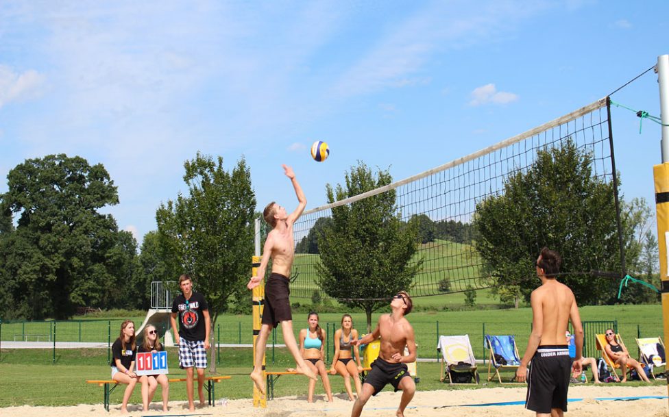 bergheim-beachvolleyballturnier-8-(c)stefanieschmidhuber